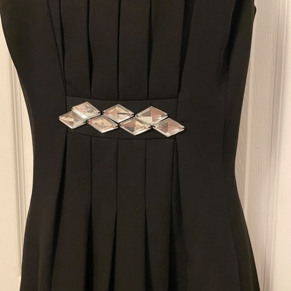 Loft Pleated Skirt Dress Sz 6 Black Zip Up - Picture 3 of 12